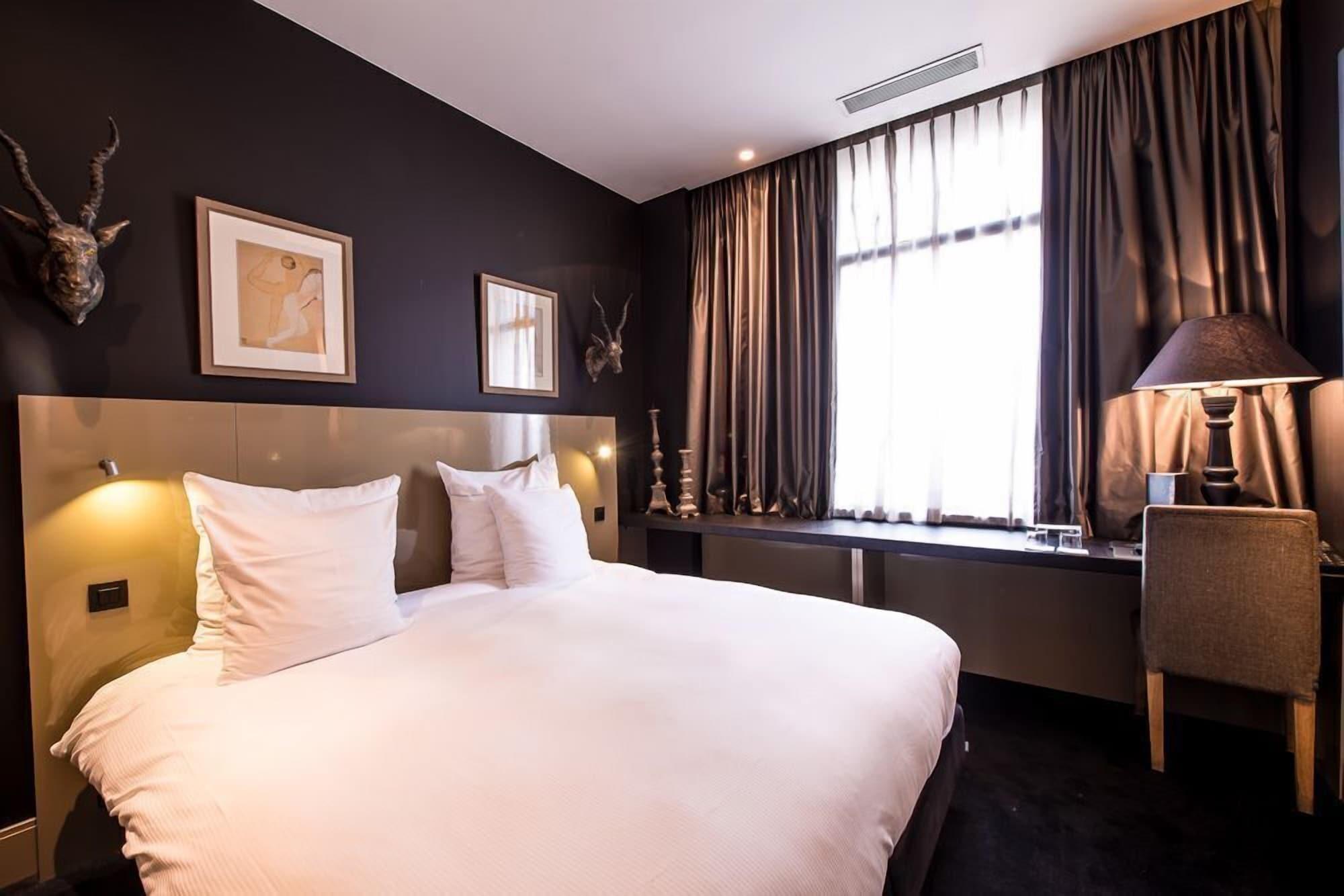 Hotel Les Nuits Antwerpen Ngoại thất bức ảnh