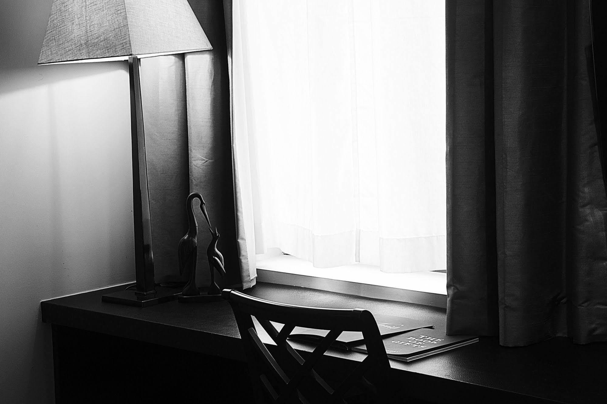 Hotel Les Nuits Antwerpen Ngoại thất bức ảnh